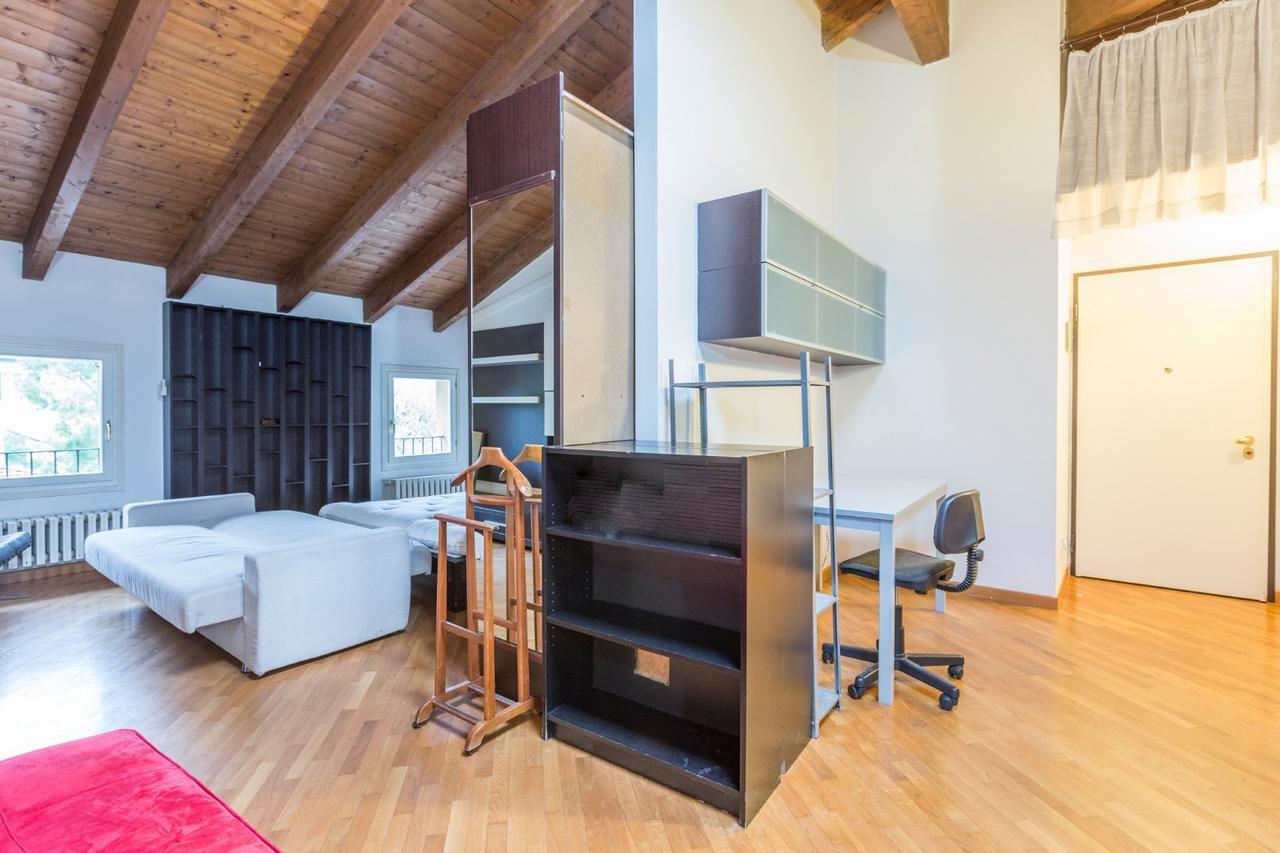 Emilia Levante 2, Bologna By Short Holidays Apartment Bagian luar foto